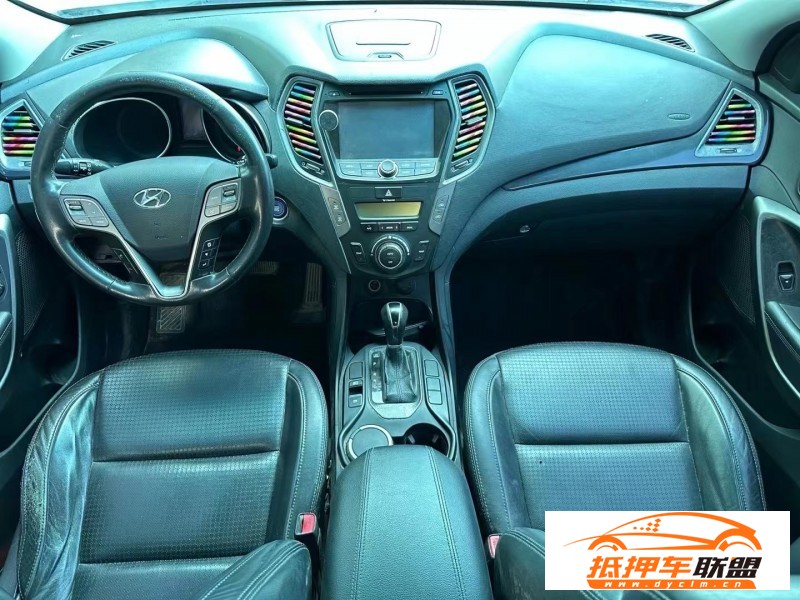  13年現(xiàn)代新勝達(dá)轎車 