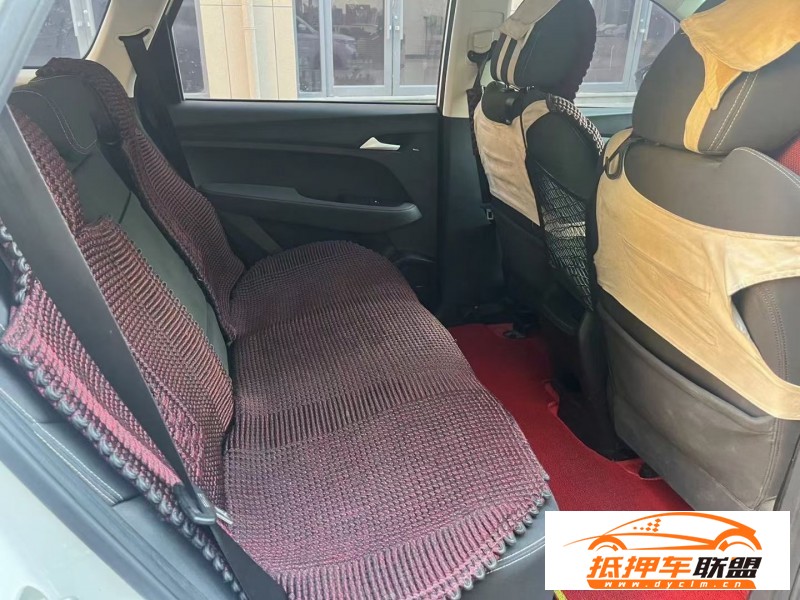  19年寶駿寶駿530SUV 