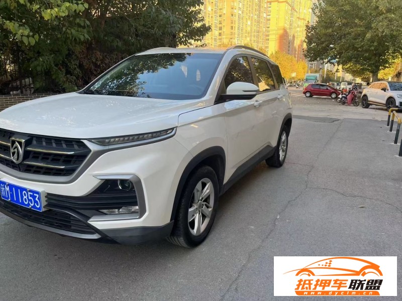  19年寶駿寶駿530SUV 