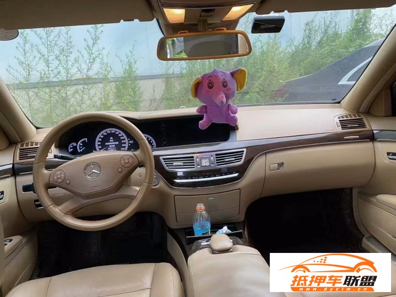  12年奔馳S轎車 