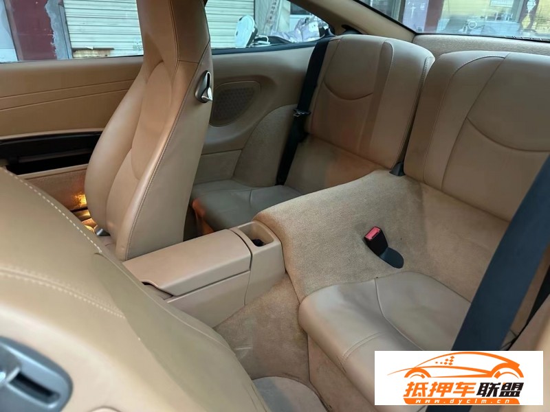  11年保時捷911轎車 