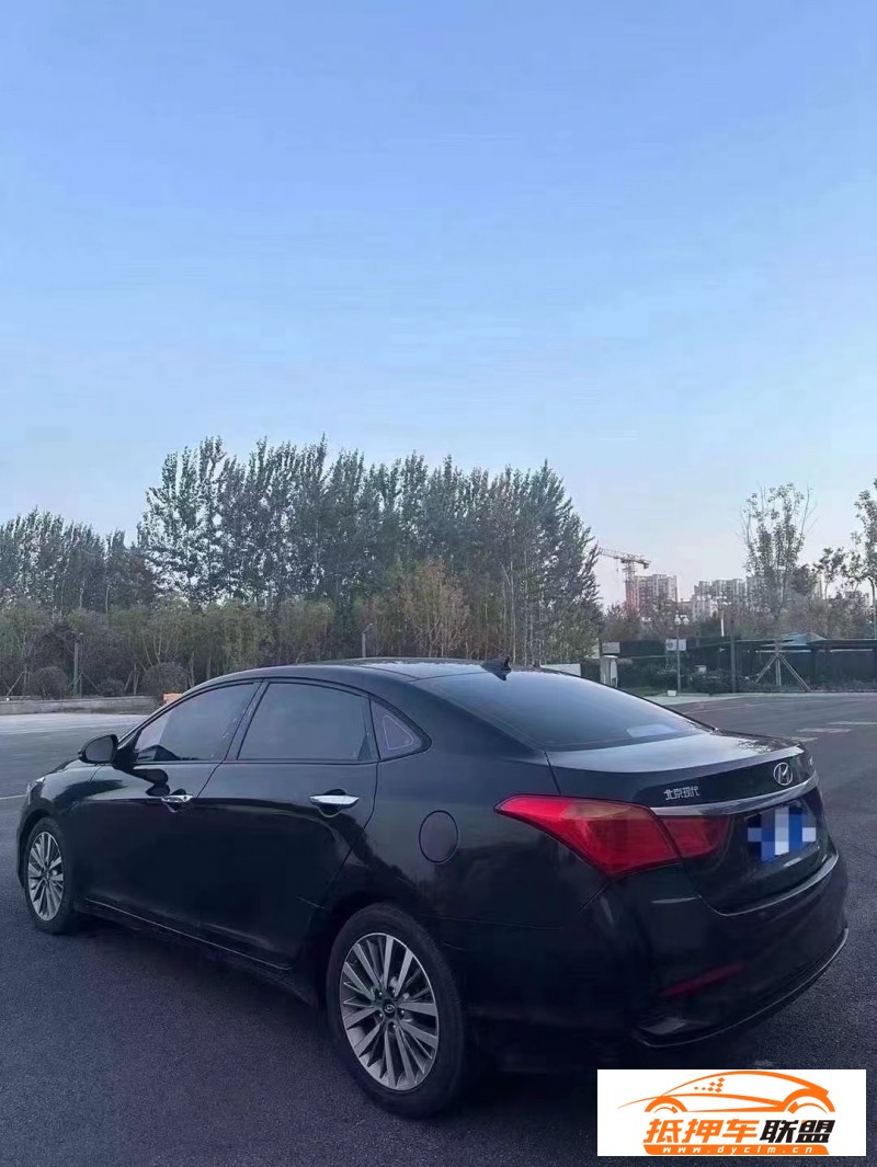  18年現(xiàn)代名圖轎車 