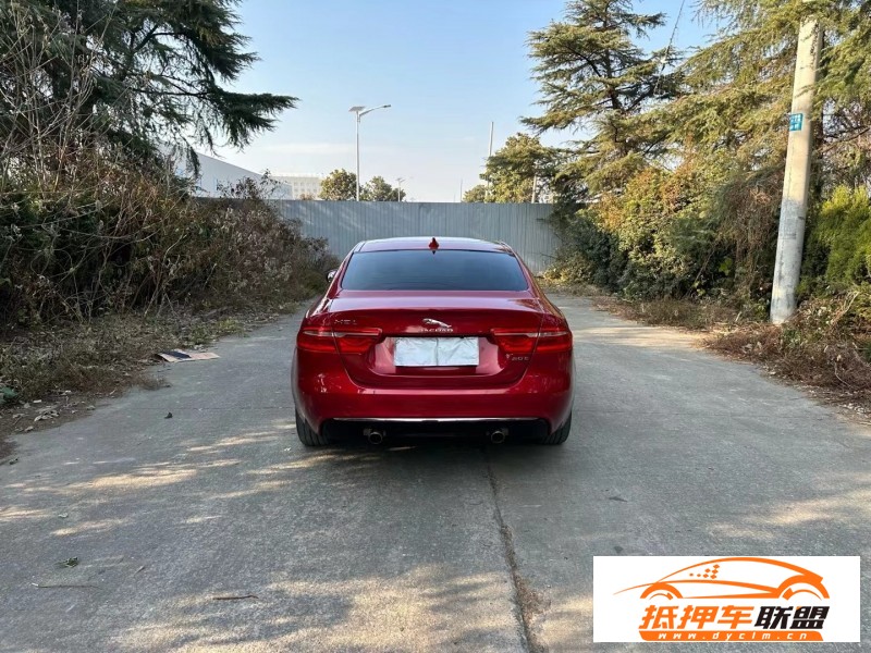  18年捷豹XFL轎車 