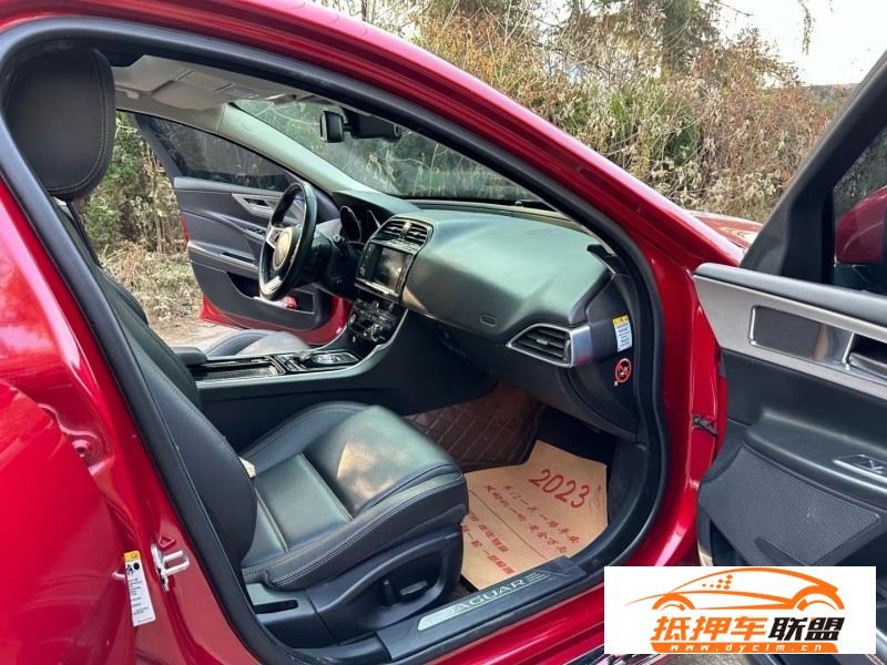  18年捷豹XFL轎車 