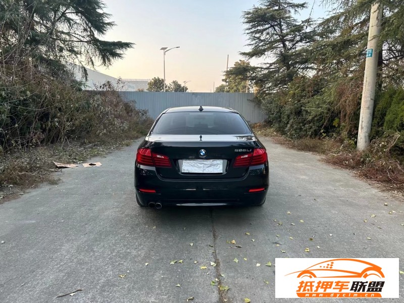  14年寶馬5系轎車 
