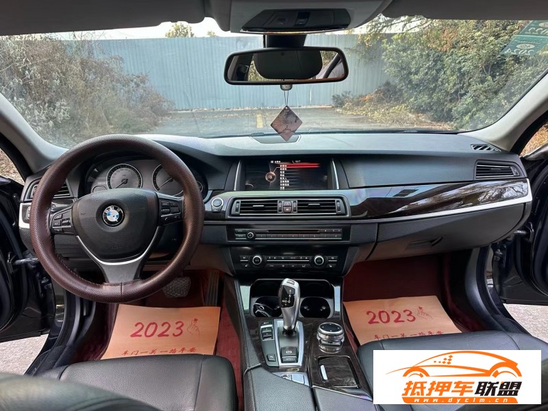  14年寶馬5系轎車 