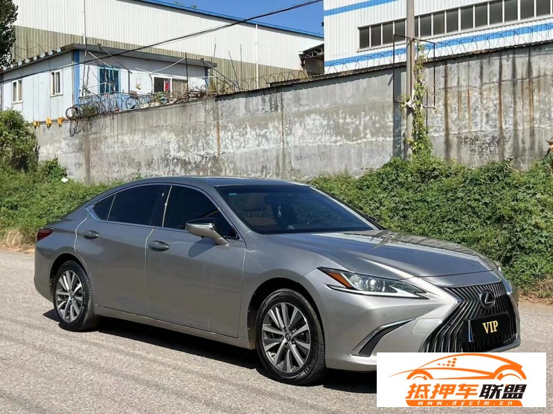  20年雷克薩斯ES轎車 