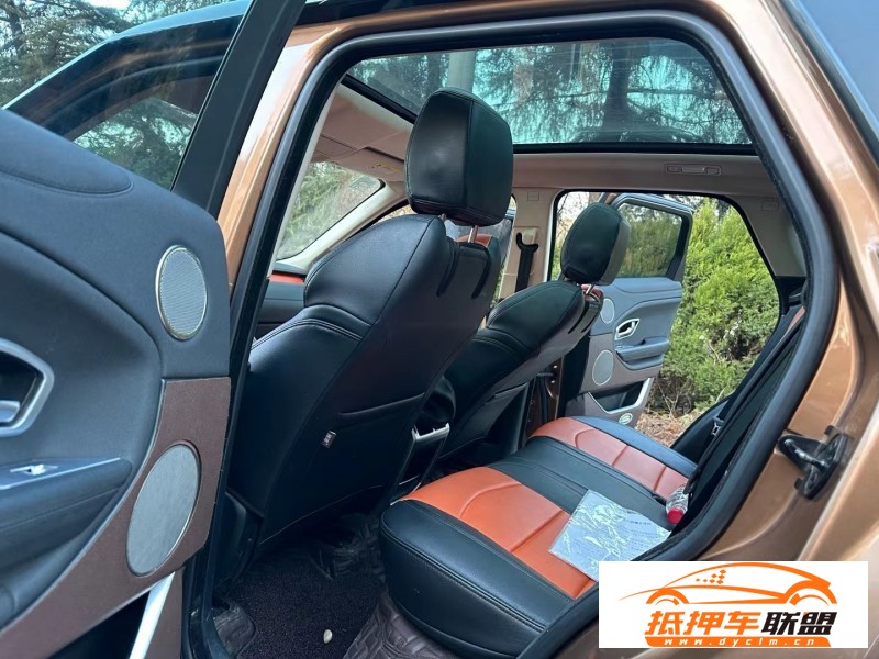  17年路虎攬勝極光SUV 