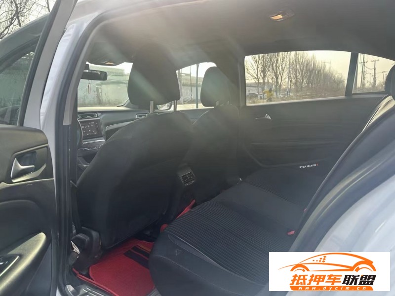  17年標致408轎車 