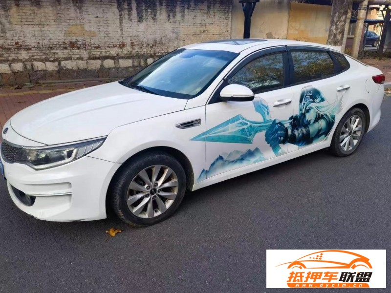  17年起亞K5轎車 