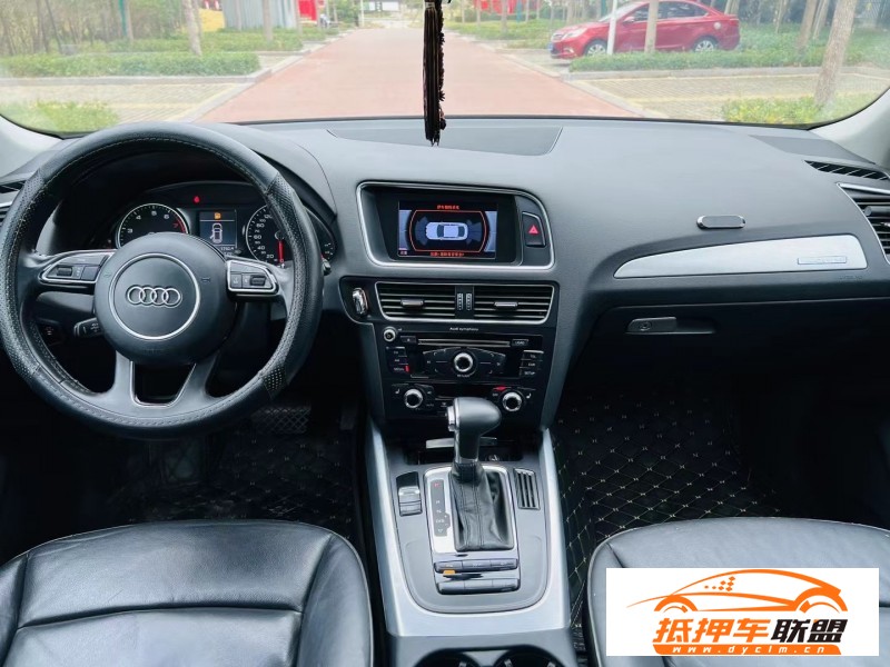 14年奧迪Q5轎車 