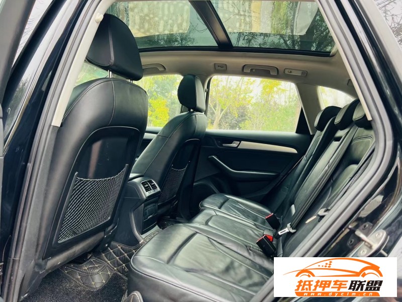  14年奧迪Q5轎車 