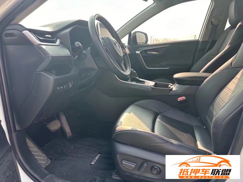  22年豐田威蘭達SUV 
