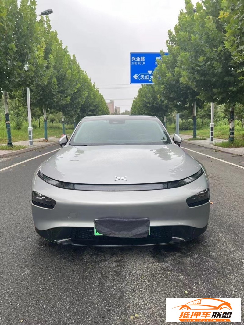  22年小鵬汽車P7轎車 