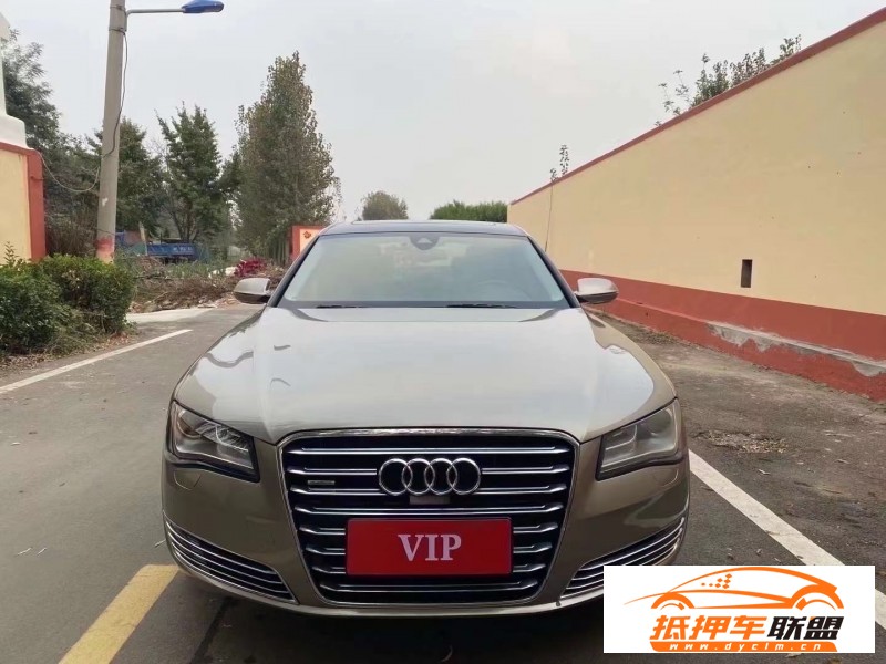  12年奧迪A8L轎車 