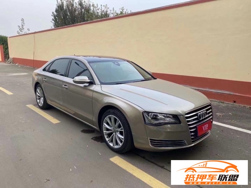  12年奧迪A8L轎車 