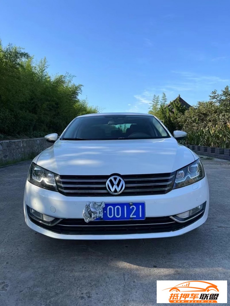  13年大眾帕薩特轎車 