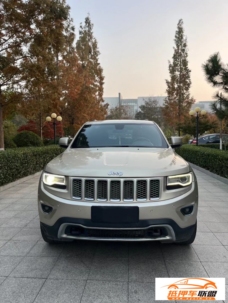  15年Jeep大切諾基轎車 