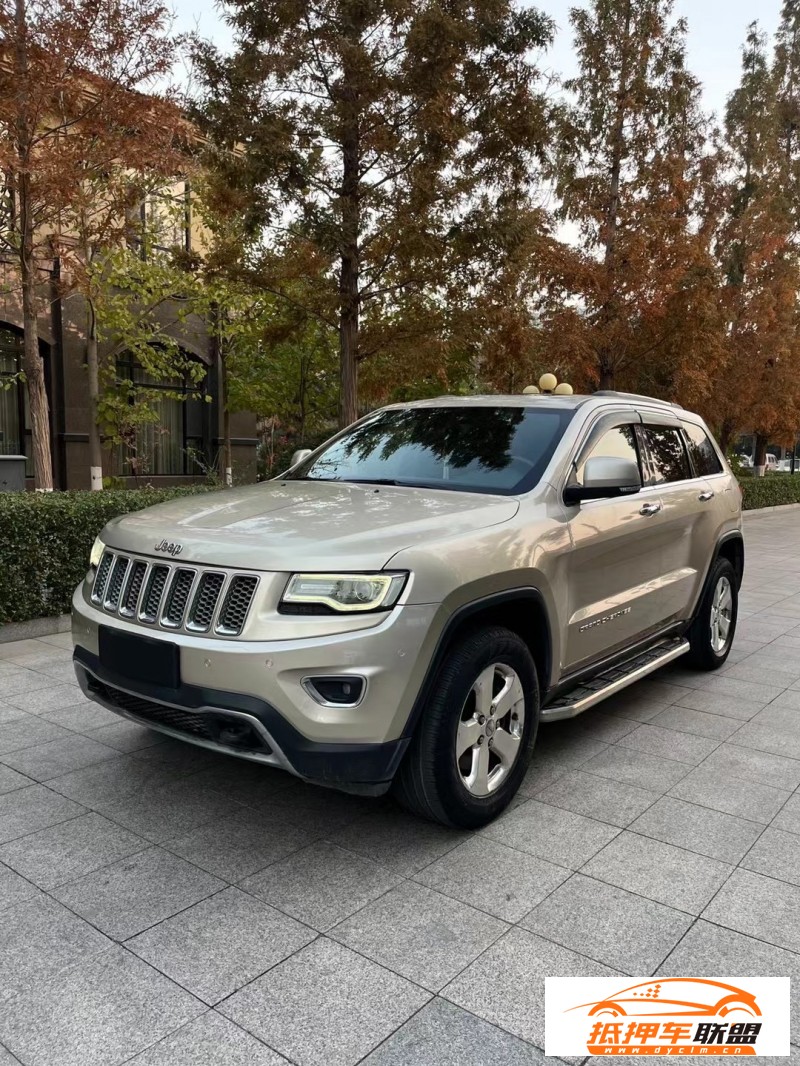  15年Jeep大切諾基轎車 