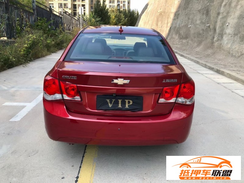  13年雪佛蘭科魯茲轎車 