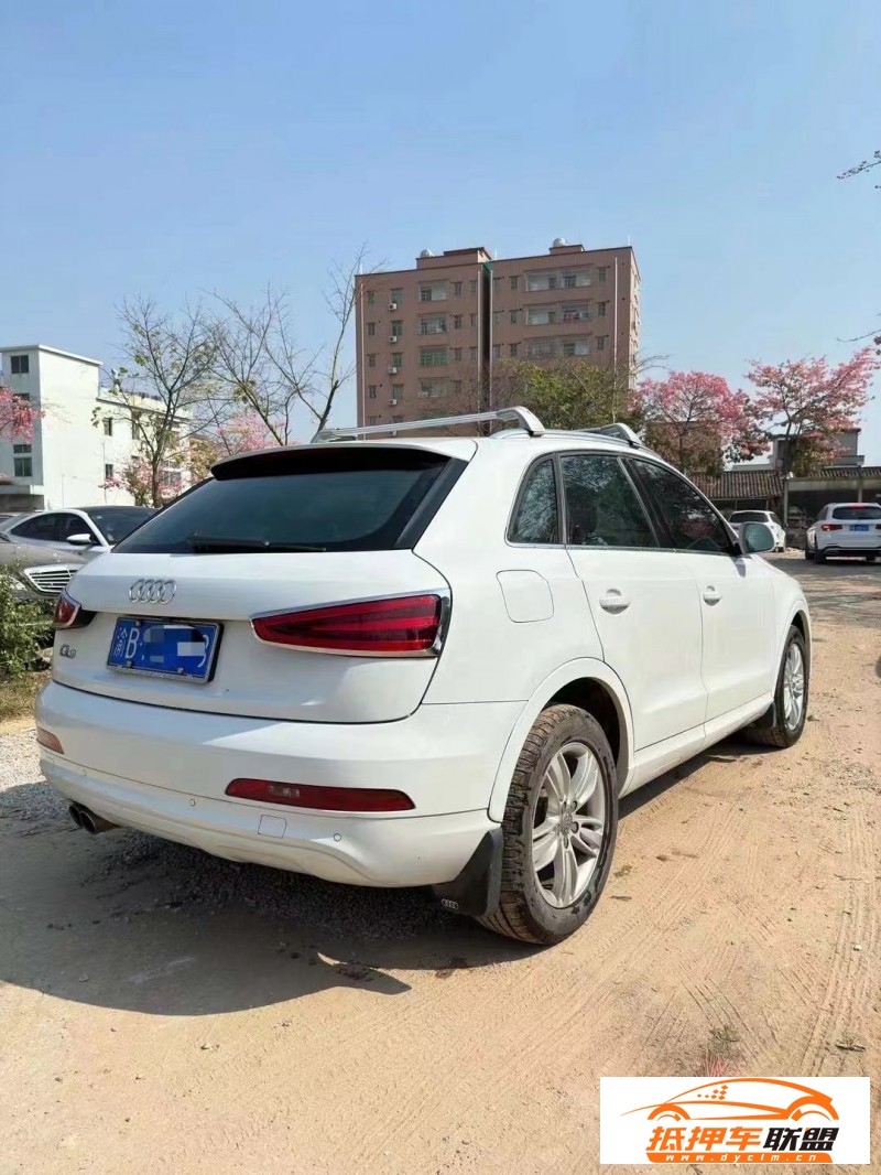  14年奧迪Q3轎車 