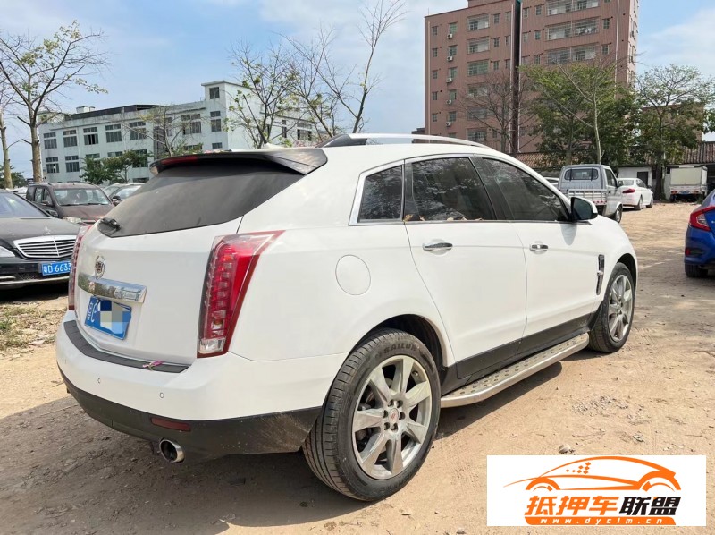  11年凱迪拉克SRX轎車 