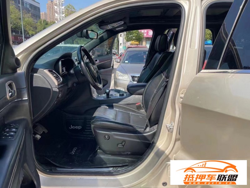  16年Jeep大切諾基SUV 