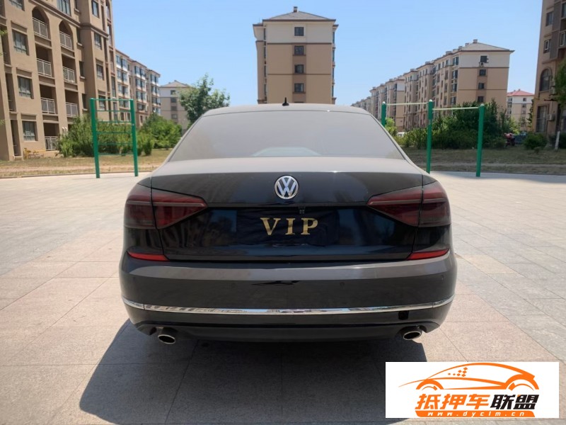  17年大眾帕薩特轎車 