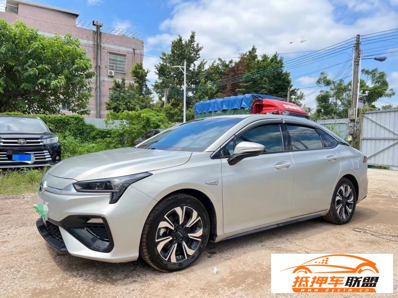  21年傳祺埃安s轎車 