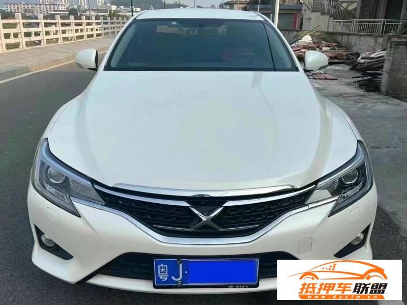  15年豐田銳志轎車 
