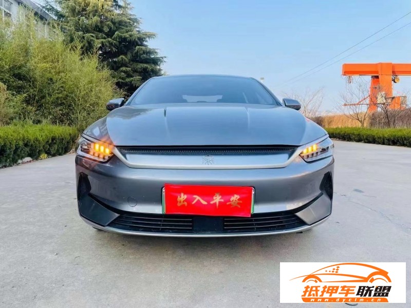  23年比亞迪秦轎車 