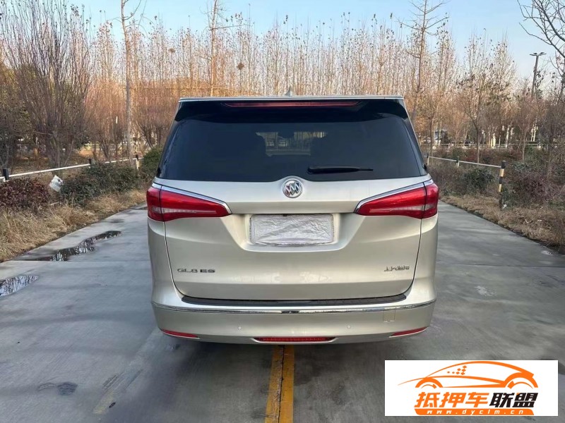 18年別克GL8轎車 