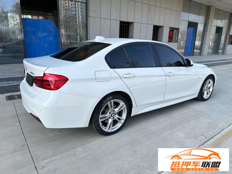  19年寶馬3系轎車 