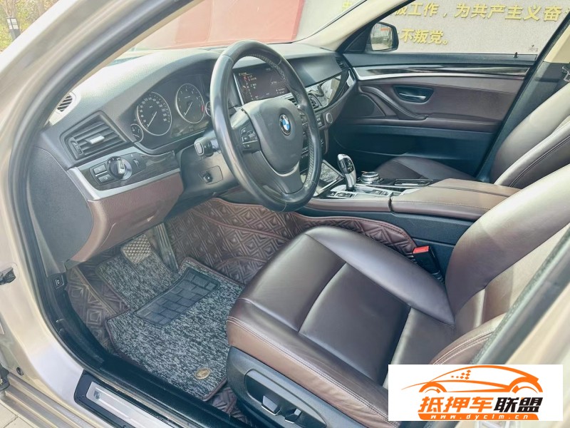  16年寶馬5系轎車 