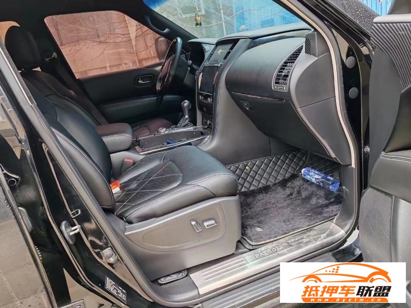  17年日產(chǎn)途樂SUV 