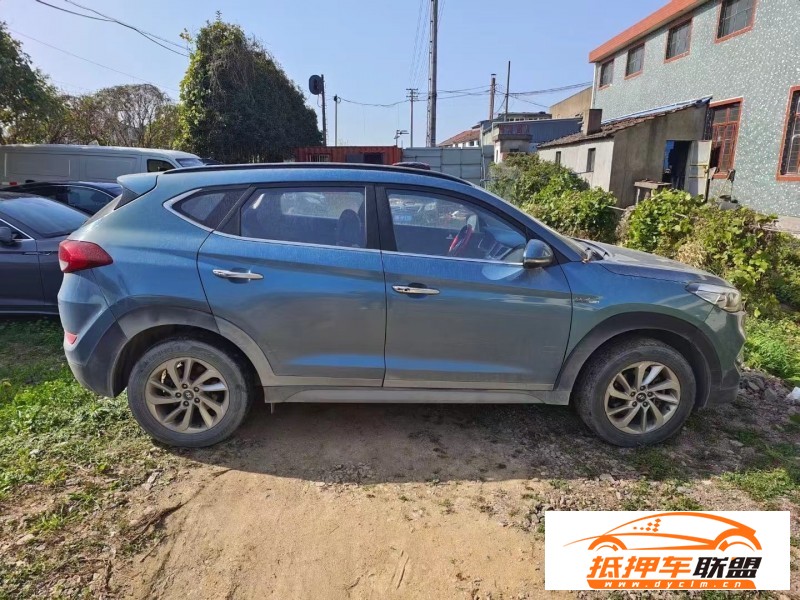  16年現(xiàn)代途勝SUV 