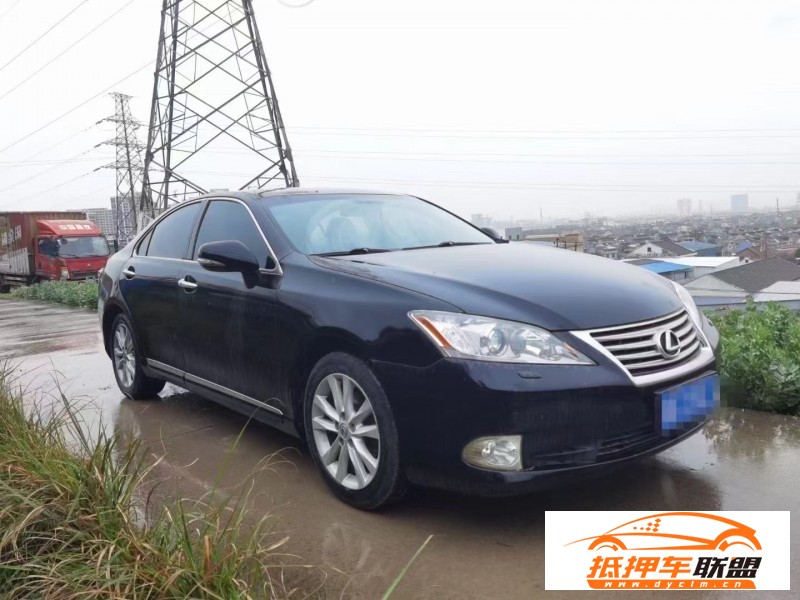  11年雷克薩斯ES轎車 