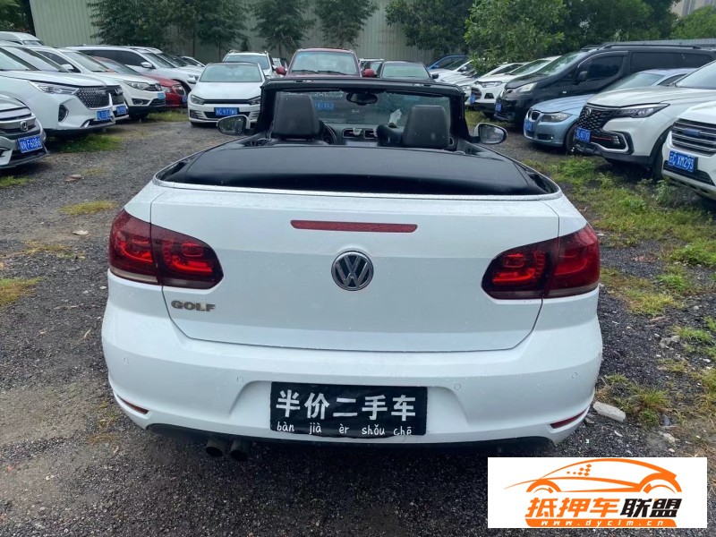  14年大眾高爾夫轎車 