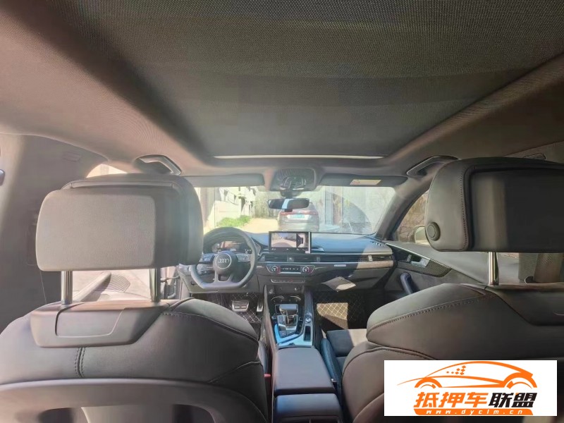  23年奧迪A4轎車 