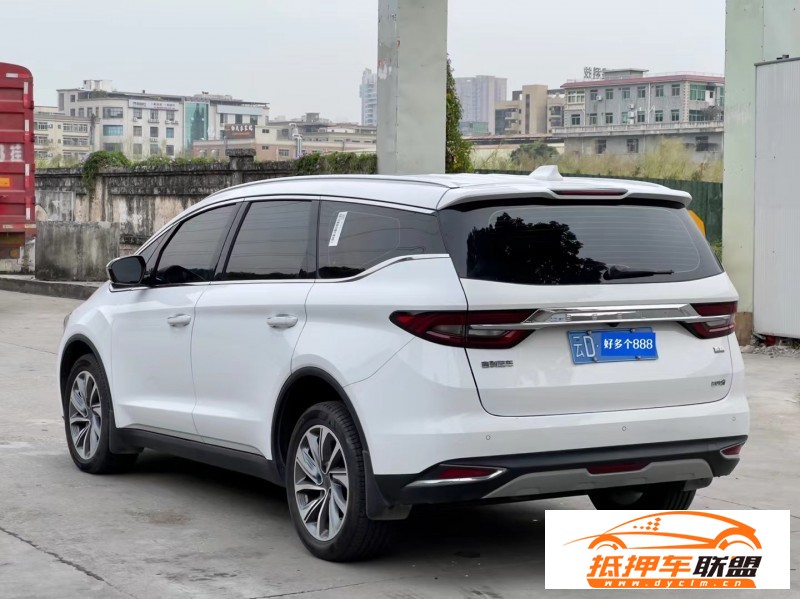  20年吉利嘉際轎車 