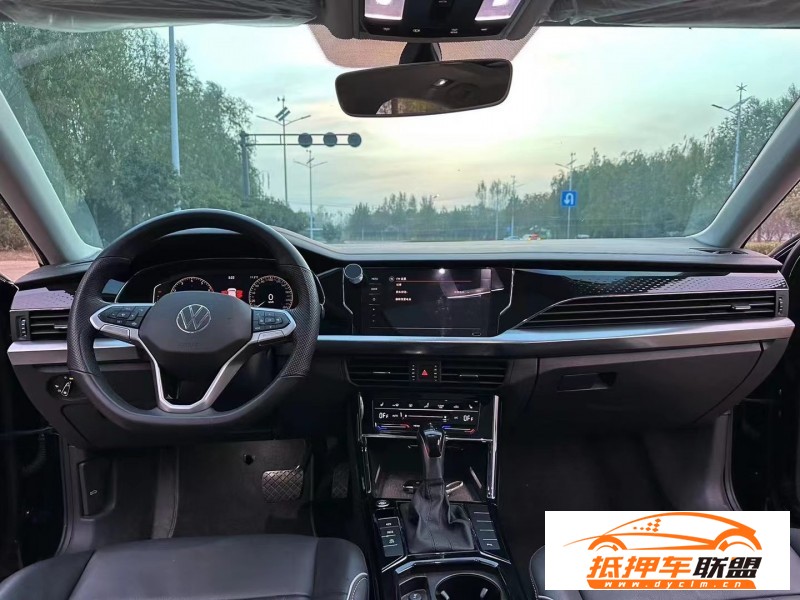  22年大眾帕薩特轎車 
