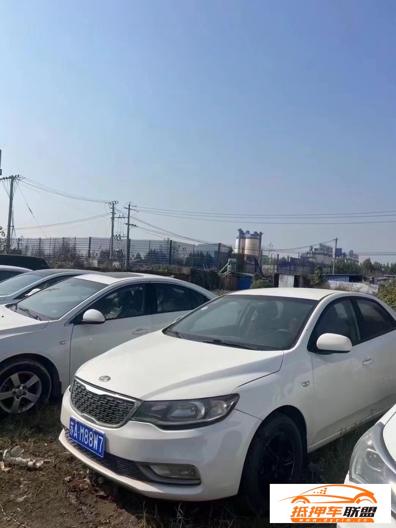  14年起亞福瑞迪轎車 