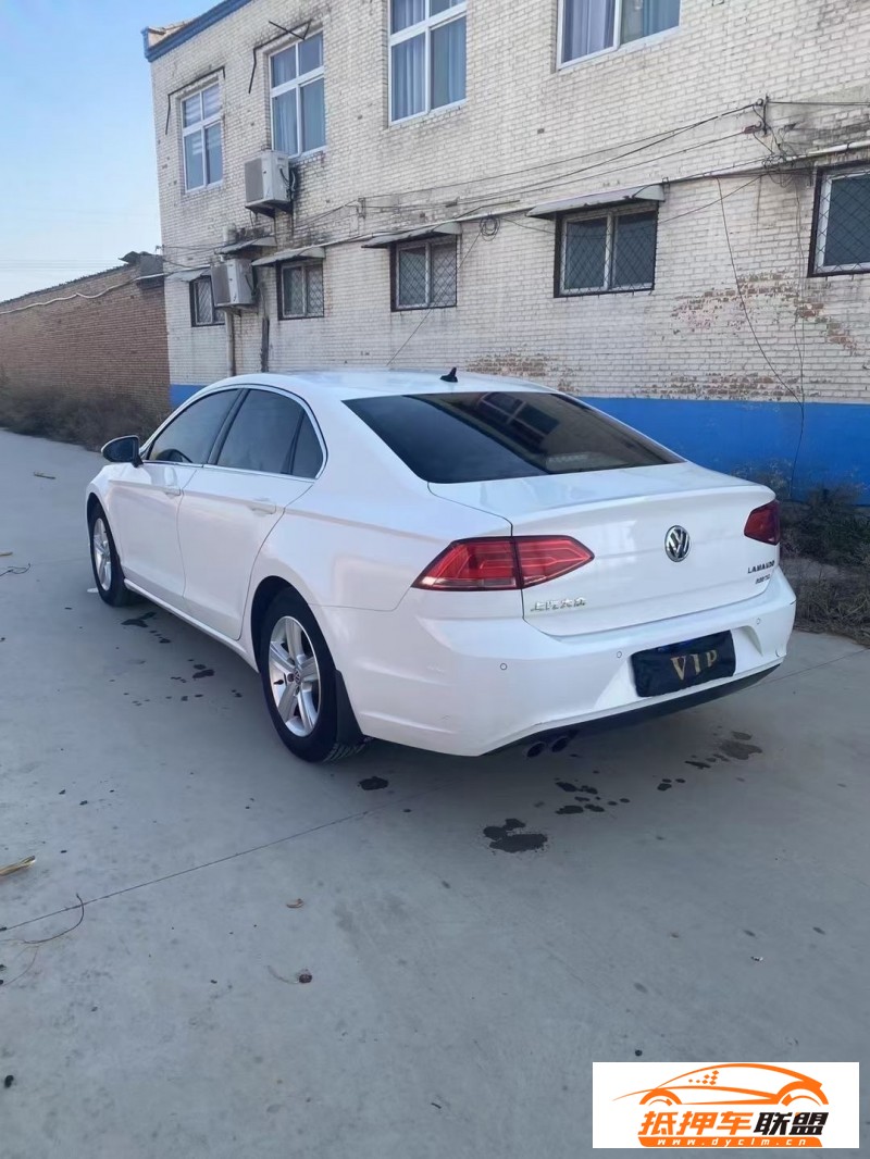  17年大眾凌渡轎車 