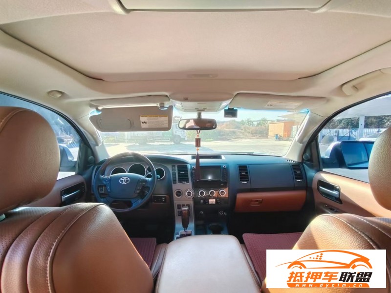  10年豐田紅杉SUV 