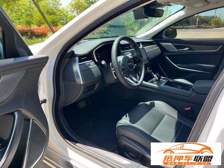  22年捷豹XFL轎車 
