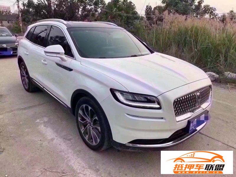  21年林肯航海家轎車 