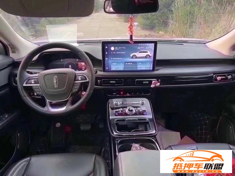  21年林肯航海家轎車 
