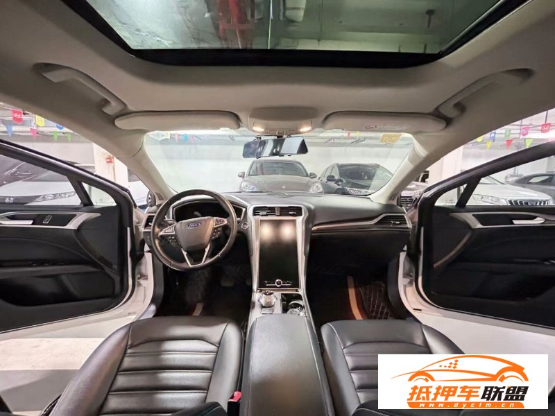  21年福特蒙迪歐轎車 