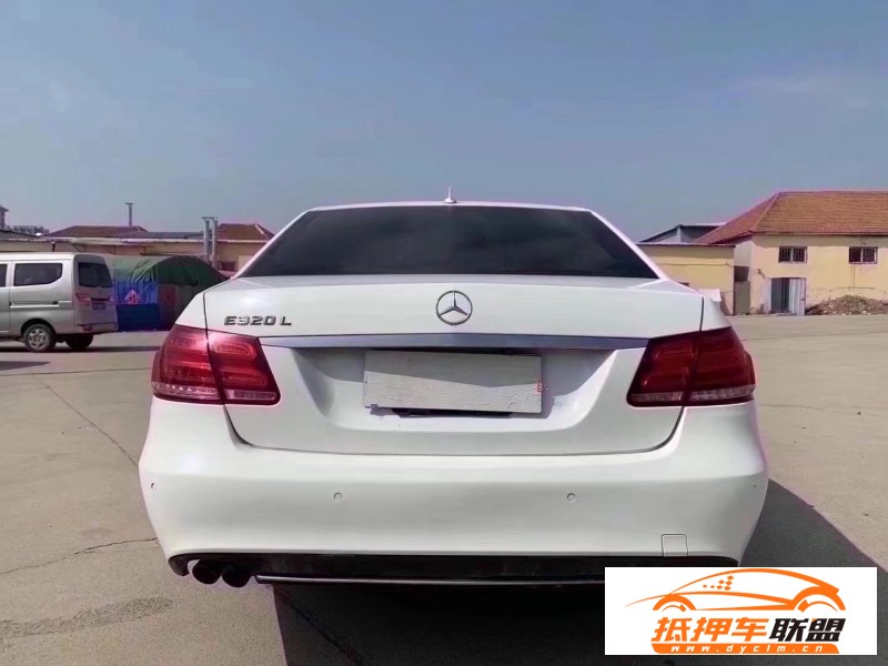  14年奔馳E轎車 