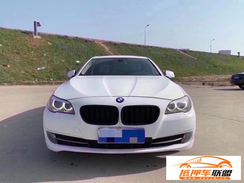  13年寶馬5系轎車 